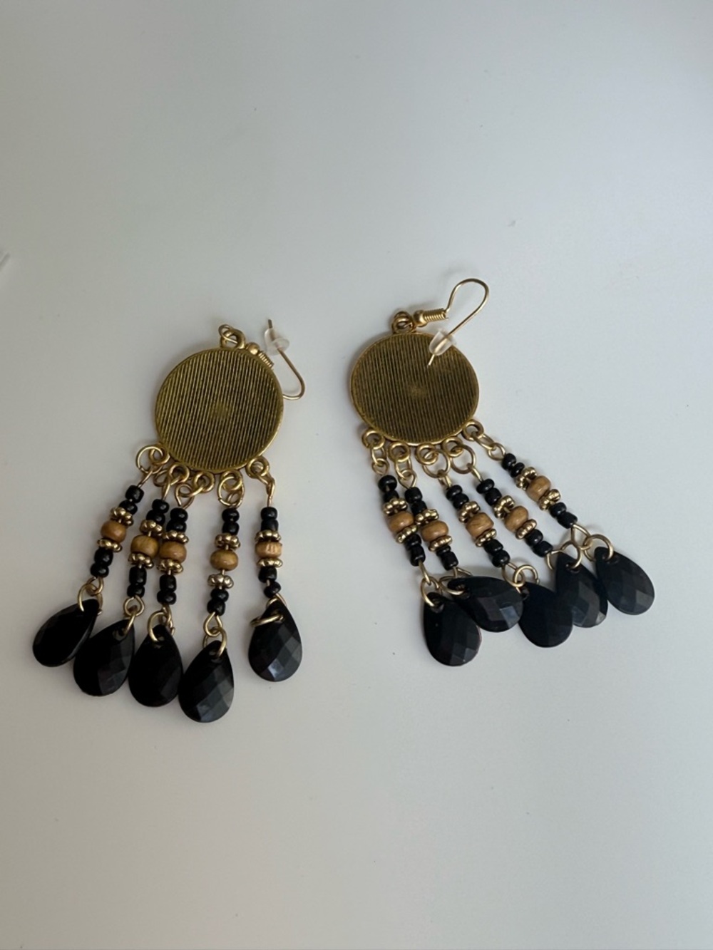 🐣5/$25-Gold and Black Dangle Earrings - Picture 5 of 9
